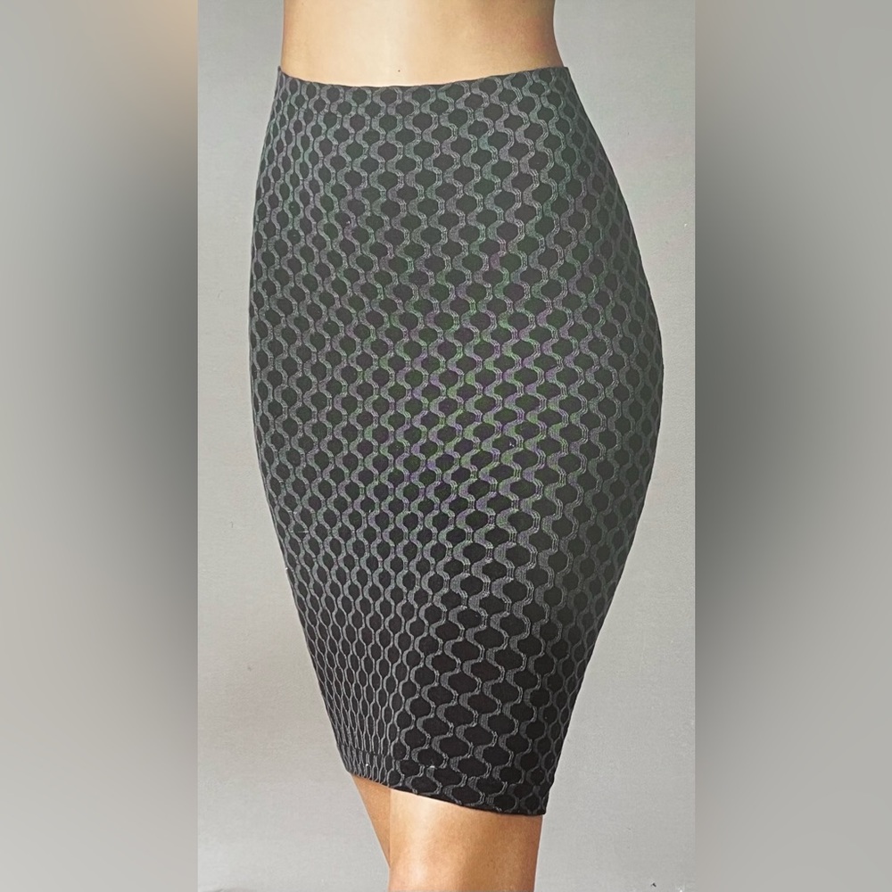 NEW WOLFORD WAVES SKIRT! SIZE LARGE, NEW WITH TAGS!